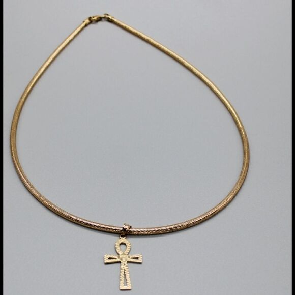 14k Gold Mesh Necklace and Ankh Cross - Picture 2 of 11